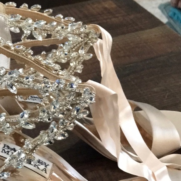 NEW BHLDN x Badgley Mischa Ever After Bridal Heels Crystal Satin - Picture 3 of 8